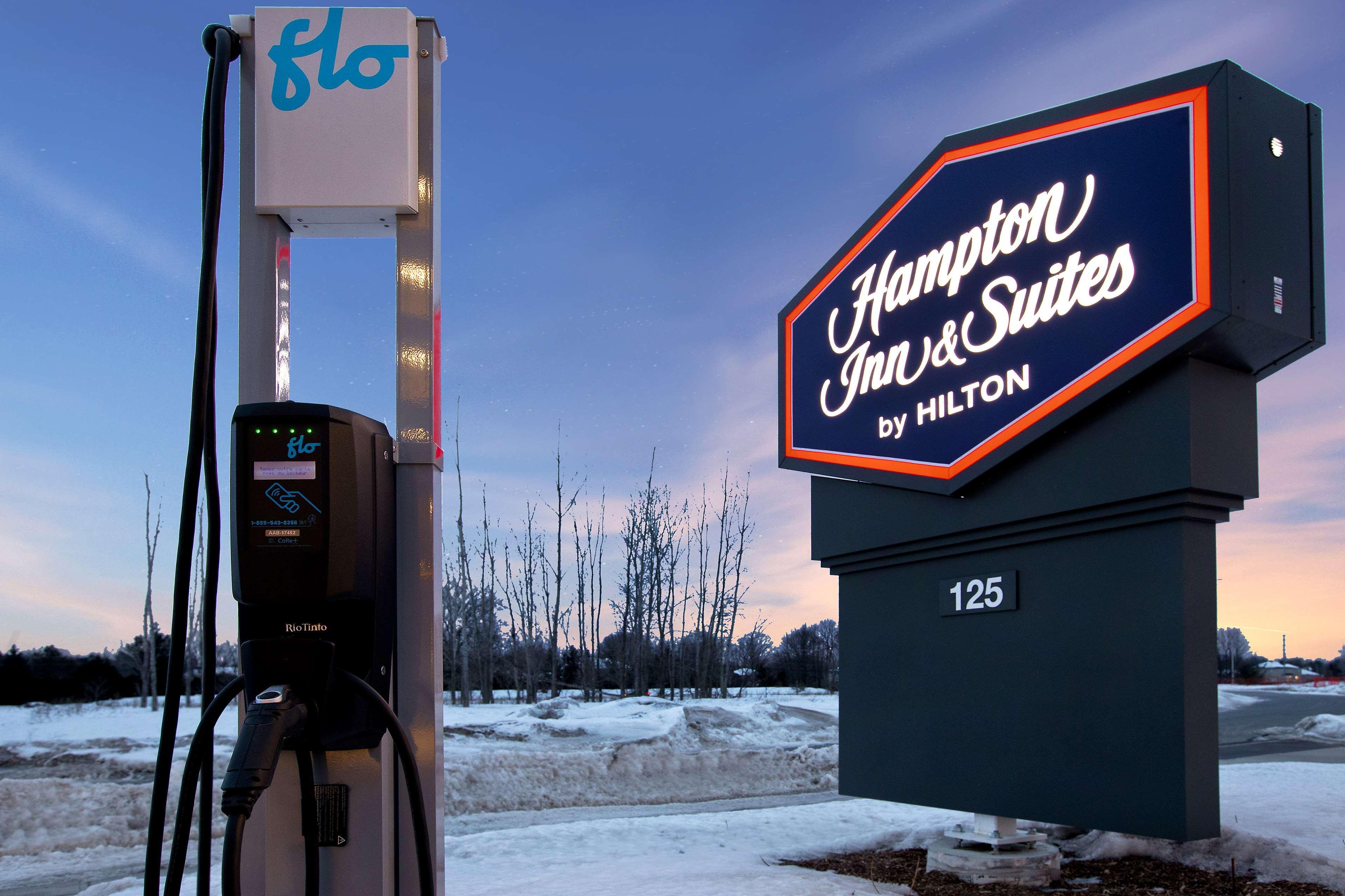 Hampton Inn & Suites Ottawa West, Ontario, Canada المظهر الخارجي الصورة