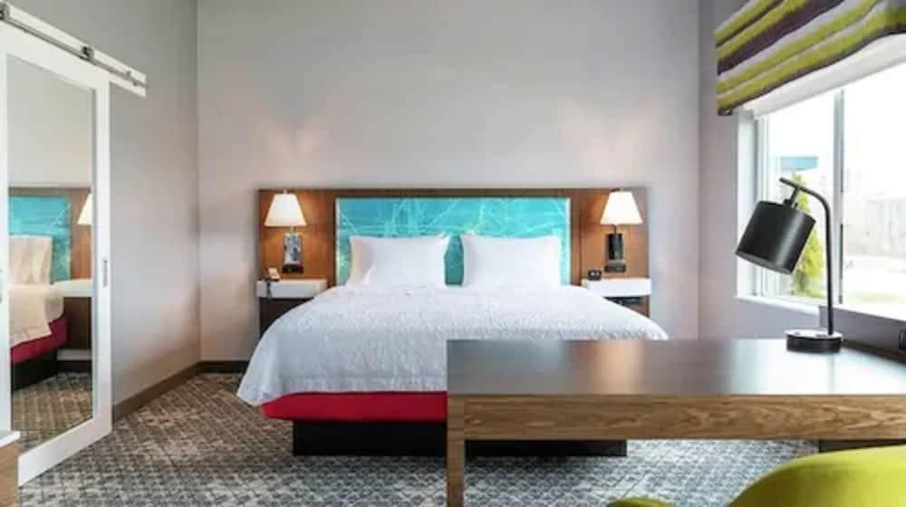 Hampton Inn & Suites Ottawa West, Ontario, Canada المظهر الخارجي الصورة
